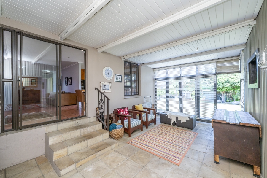 4 Bedroom Property for Sale in Protea Heights Western Cape